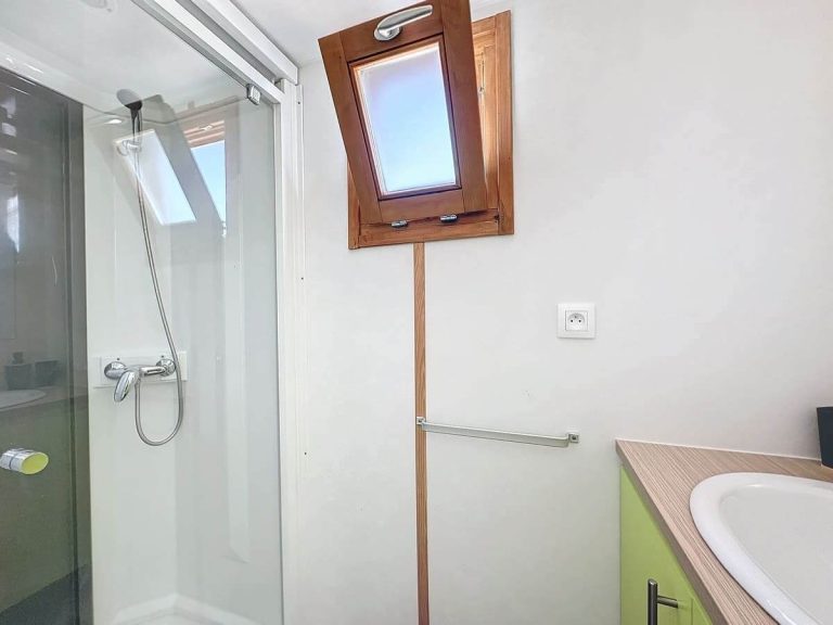 Chalé Rooftoop Bungalow Pool View e Bungalow Rooftop Alvor View do Summer Cascade Alvor Apartments & Suites. Ideal para suas férias no Algarve.